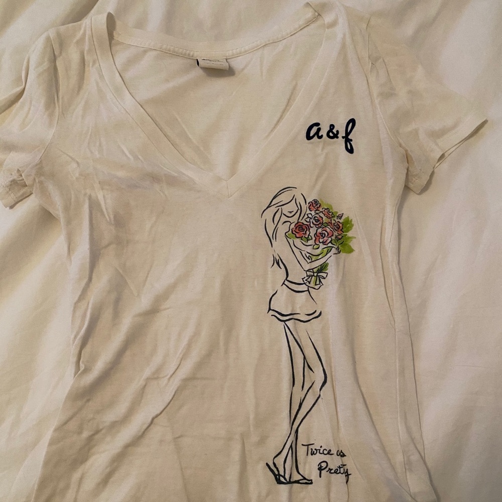 buy1get1 50% off!- Abercrombie kids tee